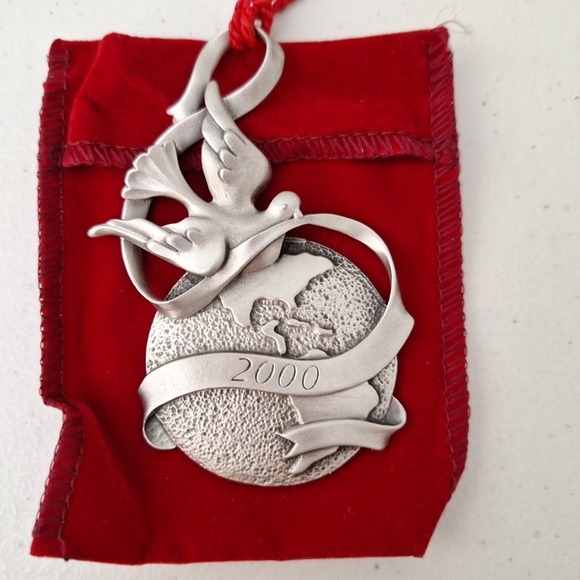 Avon Other - Vintage Avon‎ 2000 Pewter Dove Christmas Ornament NEW IN BOX